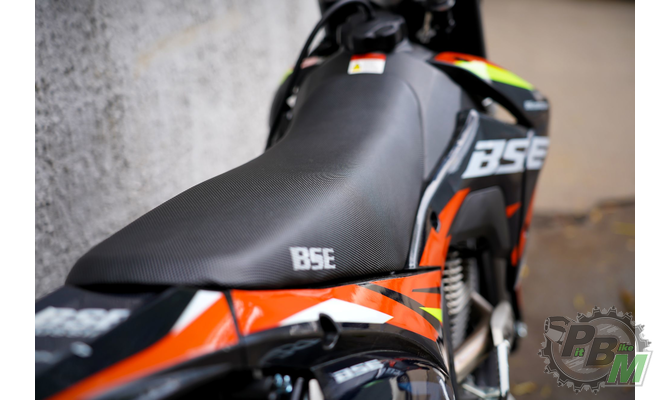 krossovyy-mototsikl-bse-z3-l-spek-orange-015-307620-8.98378680a21d14d4ded6af4630a6173c.png