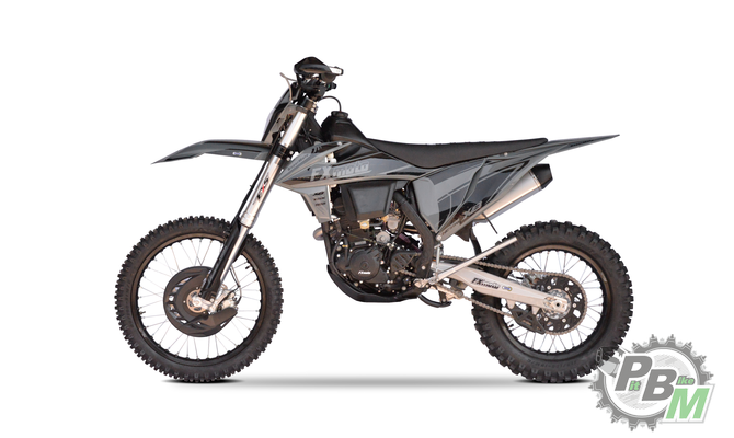 mototsikl-fxmoto-x8-nc300-286750-4.a6e3631dd9246fa2f46a71023b7db479.png